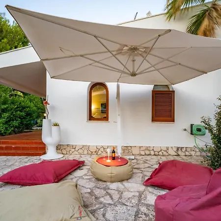Апартаменты Giglio With Garden And Mini Pool By Rentbeat